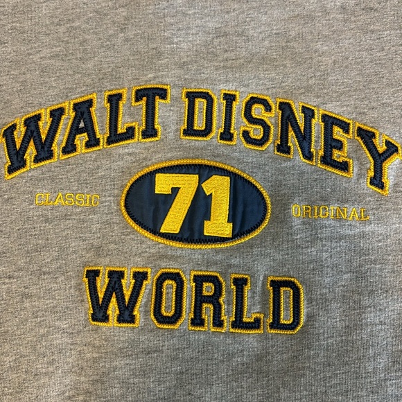 Walt Disney World t-shirt - Picture 2 of 3